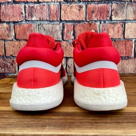 Adidas Men’s Marquee Boost Low in Active Red Size 13.5 F36305 - Picture 5 of 11